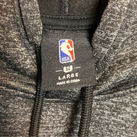 NBA Licensed Chicago Bulls Dark Gray Basketball Pullover Hoodie - Picture 5 of 6